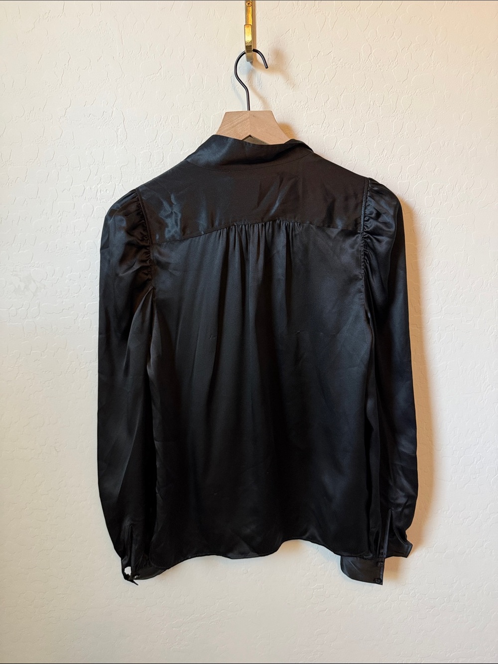 FRAME Gillian 100% silk button down blouse black size small - Picture 3 of 7